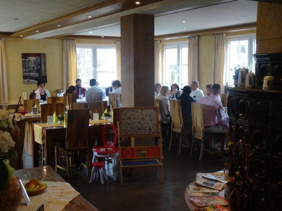 Hotel 4 Jahreszeiten Mit Restaurant Albstadt Exteriér fotografie